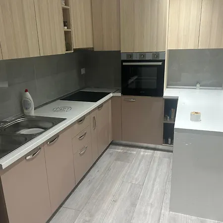 Beachside Golem 55m2